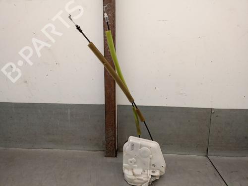 Højre bagtil lås MAZDA 3 (BM, BN) 2.2 D (150 hp) 32671067