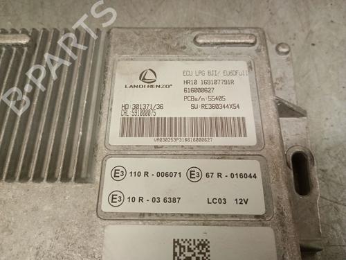 Engine control unit (ECU) DACIA SANDERO III 1.0 TCe 90 | BP29697477M57