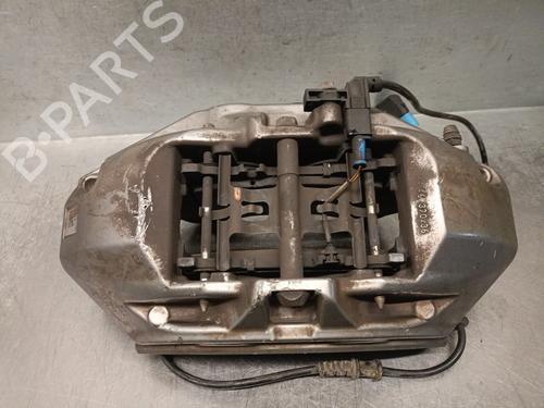 Used Right front brake caliper Right front brake caliper MERCEDES-BENZ S-CLASS (W222, V222, X222) S 560 e (222.173) (367 hp) 31176635 31176635