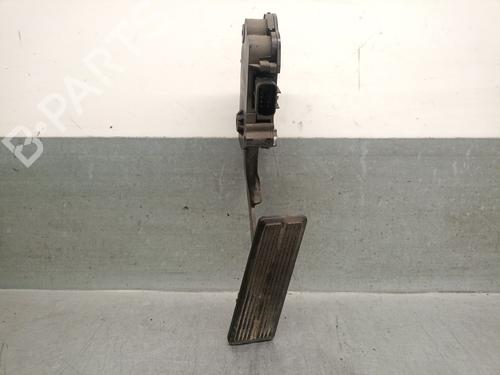 Pedal Pedal CHRYSLER VOYAGER IV (RG, RS) 2.8 CRD (150 hp) 31026361 31026361