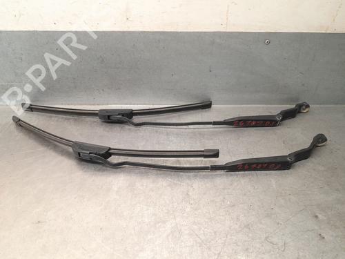 Used Front windshield wiper arm Front windshield wiper arm 37538242 37538242