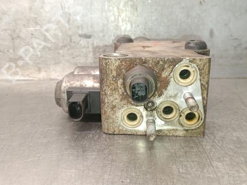 Suspension compressor LAND ROVER RANGE ROVER SPORT I (L320) 3.0 D 4x4 | BP29764869M103 