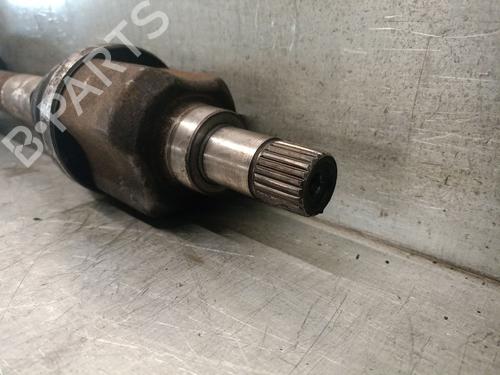 Left front driveshaft PEUGEOT 3008 I MPV (0U_) 2.0 HDi Hybrid4 (0URHCA) | BP27377227M38 