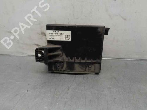 Used Electronic module TOYOTA AVENSIS Estate (_T27_) 2.0 D-4D (ADT270_, ADT270R) (126 hp) 7181182