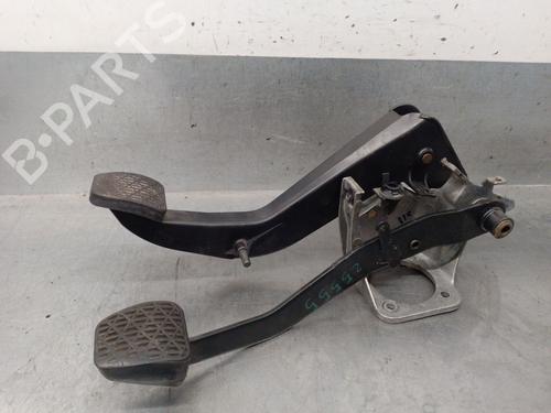 Used Clutch pedal Clutch pedal MERCEDES-BENZ CLK (C208) CLK 200 Kompressor (208.344) (163 hp) 36018155 36018155