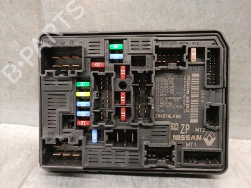 Used Fuse box Fuse box 36841057 36841057