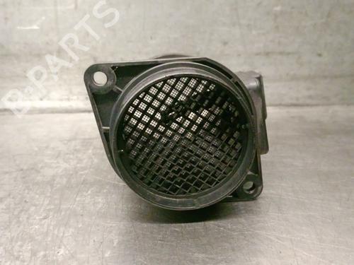 Mass air flow sensor RENAULT MEGANE II Saloon (LM0/1_) 1.9 dCi (LM0G, LM1G, LM2C) | BP31013887M95