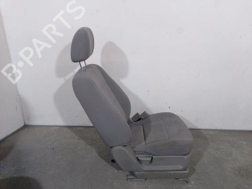 Right front seat KIA SORENTO I (JC) 2.5 CRDi 4WD | BP22216214C16 
