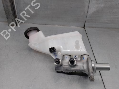 Used Brake master cylinder Brake master cylinder 15831232 15831232