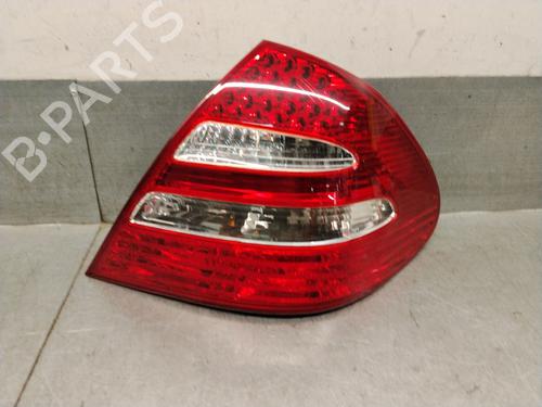 Used Right taillight Right taillight MERCEDES-BENZ E-CLASS (W211) E 320 (211.065) (224 hp) 36161087 36161087