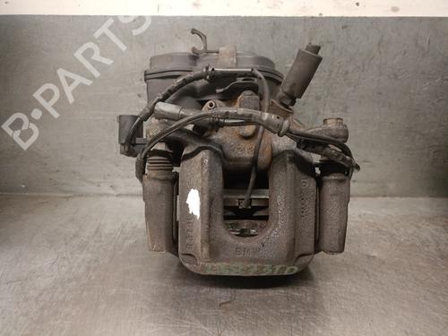 Used Right rear brake caliper BMW X4 (F26) xDrive 35 d (313 hp) 30305343