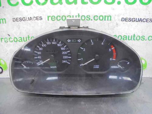 Used Instrument cluster MITSUBISHI CARISMA (DA_) 1.9 TD (DA4A) (90 hp) 4251470