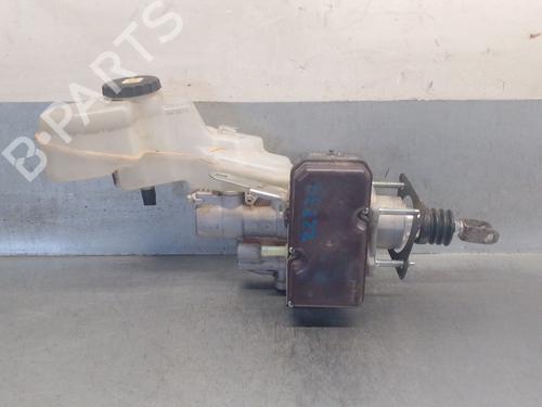 Used Servo brake TOYOTA COROLLA Estate (_E21_) 1.8 Hybrid (ZWE211W) (122 hp) 25236560