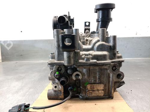 Cylinder head JAGUAR XE (X760) 2.0 D | BP39465421M5  - Image 10
