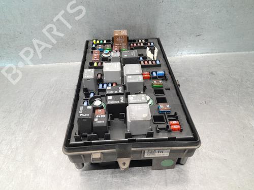 Fuse box CHEVROLET ORLANDO (J309) 1.8 | BP37033554E1 - Image 3