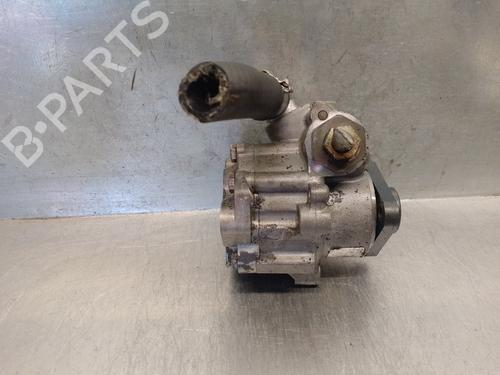 Used Steering pump Steering pump FIAT BRAVA (182_) 1.9 TD 75 S (182.BF) (75 hp) 13952690 13952690