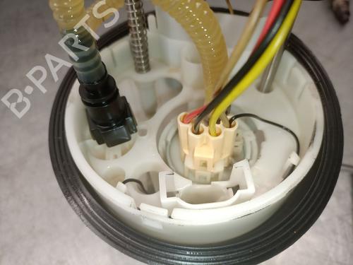 Fuel pump SEAT LEON (5F1) 1.6 TDI | BP29484381M76 