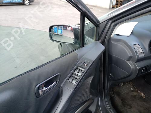 Rear bumper right light TOYOTA COROLLA Verso (ZER_, ZZE12_, R1_) 2.2 D-4D (AUR10_, AUR10R) | BP31175490C82 