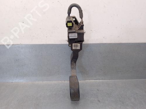 Used Pedal Pedal HYUNDAI MATRIX (FC) 1.5 CRDi VGT (110 hp) 34378565 34378565