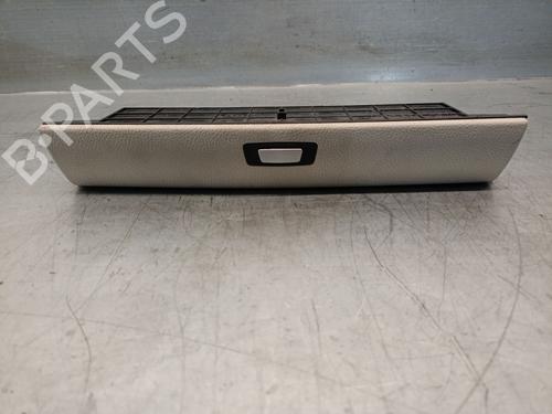 Used Glove box BMW 5 Gran Turismo (F07) 530 d xDrive (245 hp) 21021855