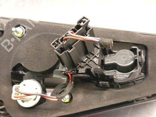 Right tailgate light SEAT ATECA (KH7, KHP) 1.5 TSI | BP27949593C80 - Image 8