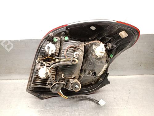 Right taillight PEUGEOT 108 1.0 VTi 72 | BP26610480C35 - Image 2