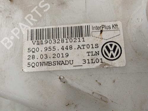 Windscreen washer tank SEAT LEON (5F1) 1.5 TGi | BP28618424C113 