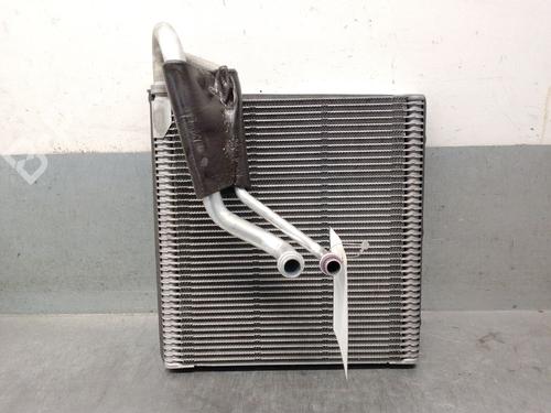 Used Air conditioning evaporator Air conditioning evaporator AUDI A3 Sportback (8VA, 8VF) 1.5 TFSI (150 hp) 33240707 33240707