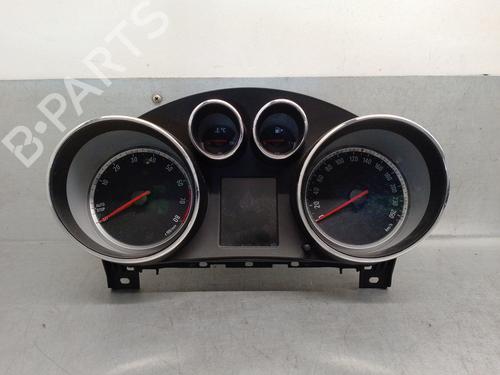 Used Instrument cluster OPEL INSIGNIA A (G09) 2.0 CDTI 4x4 (68) (160 hp) 16769031