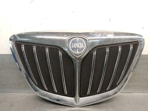 Used Grille Grille LANCIA MUSA (350_) 1.3 D Multijet (350.AXM11, 350.AXM1A, 350.AXI1A) (95 hp) 33873380 33873380