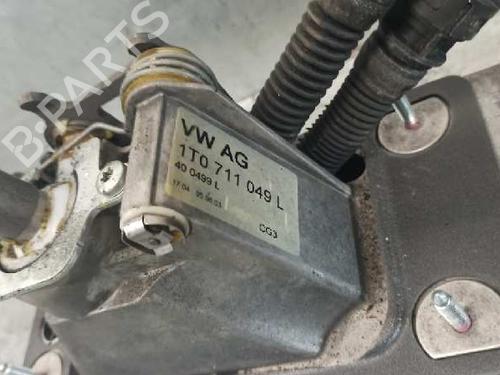 Gear lever VW TOURAN (1T1, 1T2) 1.6 FSI | BP7874436M90 
