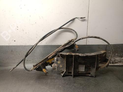 Handremsysteem RENAULT SCÉNIC II (JM0/1_) 1.6 16V (JM1R) (112 hp) 30377790