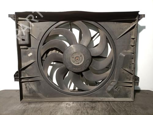 Used Radiator fan Radiator fan MERCEDES-BENZ E-CLASS (W211) E 220 CDI (211.008) (170 hp) 33977533 33977533