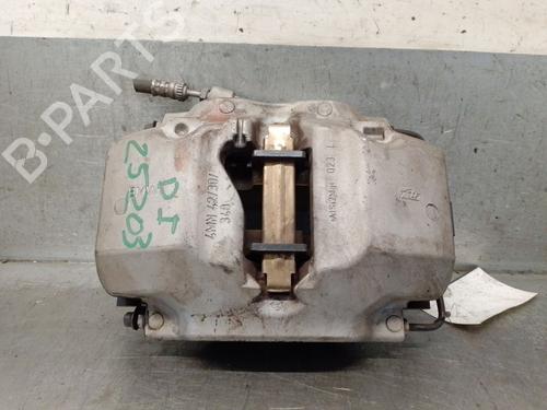 Used Left front brake caliper Left front brake caliper BMW 3 (G20, G80, G28) 330 e Plug-in-Hybrid (292 hp) 34004815 34004815