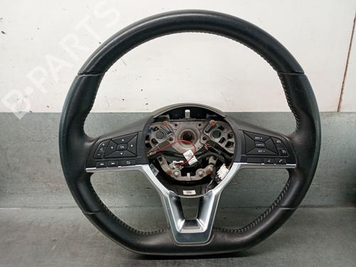 Used Steering wheel NISSAN JUKE (F16_) DIG-T 117 (117 hp) 28619205
