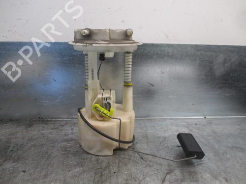 Used Fuel pump NISSAN MICRA III (K12) 1.5 dCi (65 hp) 8406803