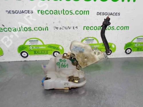 Used Front right lock NISSAN X-TRAIL I (T30) 2.2 dCi (136 hp) 4882263