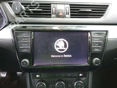 Dashboard SKODA SUPERB III (3V3) 2.0 TDI | BP22732487C46 - Image 10