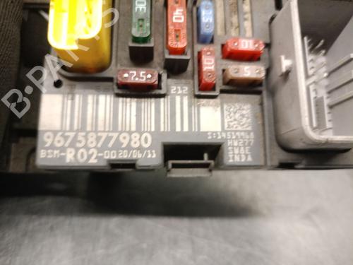 Fuse box CITROËN C5 III Break (RW_) 2.0 HDi 165 | BP37684945E1 - Image 4