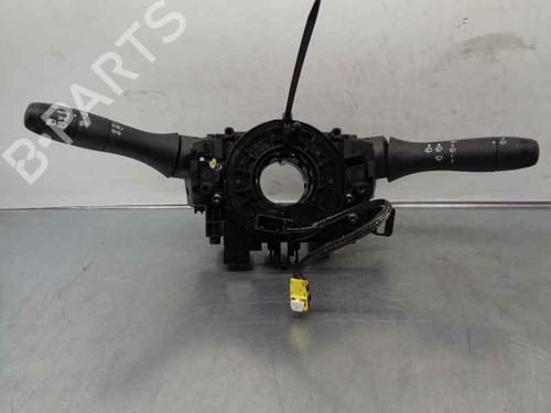 headlight-switch-dacia-duster-hm_-15-dci-90-hmaa-255678207r-255540638r-2017-6071860 main image