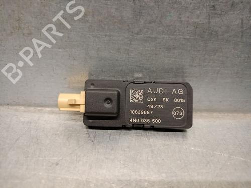 Antenne/Base AUDI A3 Sportback (8YA, 8YF) 35 TFSI (150 hp) 25284631