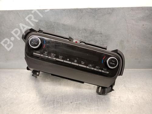 Used Climate control TOYOTA YARIS (_P21_, _PA1_, _PH1_) 1.5 Hybrid (MXPH10, MXPH11) (116 hp) 24917203