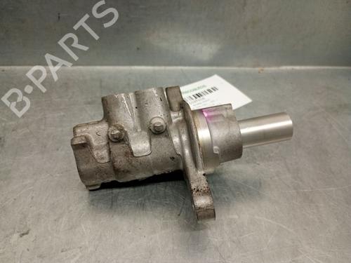 Brake master cylinder FIAT 500L (351_, 352_) 1.3 D Multijet (199.LYM11, 199.LYM1A) 77364659 | 77364659 | 777218 | BOSCH