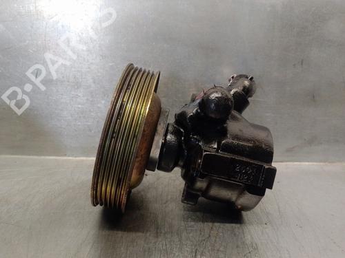 Used Steering pump LANCIA LYBRA (839_) 1.9 JTD (839.AXI1A, 839.AXN1A, 839.CXL1A) (116 hp) 15981732