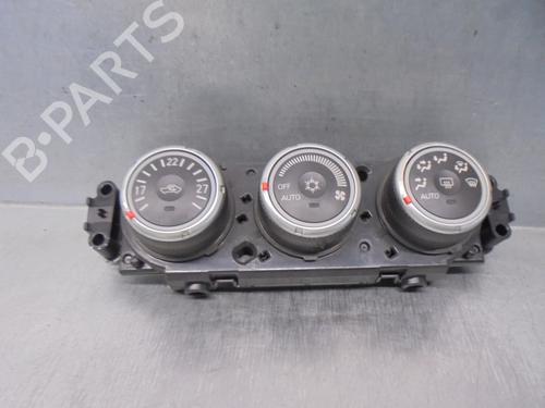 Used Climate control MITSUBISHI LANCER VIII (CY_A, CZ_A) 2.0 DI-D (CY8A) (140 hp) 15059826