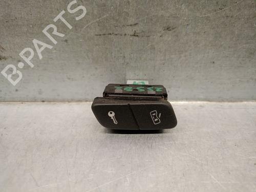 switch-vw-amarok-2ha-2hb-s1b-s6b-s7a-s7b-agd-2010-36074850 main image