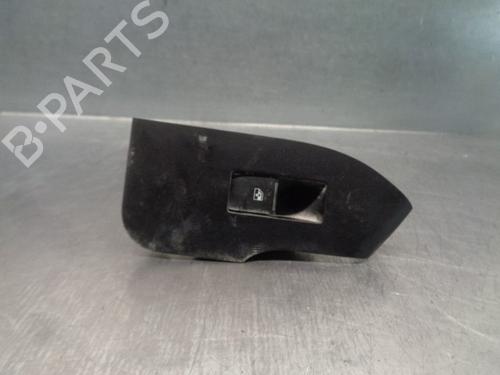 Used Left rear window switch CHEVROLET CAPTIVA (C100, C140) 2.2 D (163 hp) 11011628