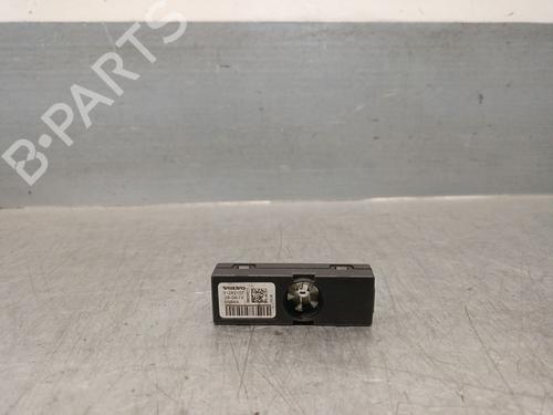 Antenne/Halterung für VOLVO V60 I (155) D3 / D4 (163 hp) 26506445