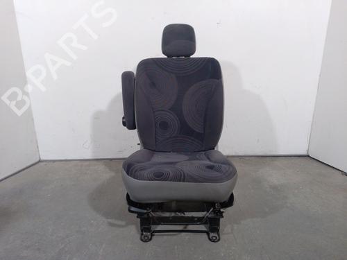 Used Left front seat RENAULT TRAFIC II Van (FL) 2.5 dCi 145 (FL0J) (146 hp) 28514162