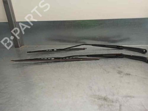 Front windshield wiper arm SUZUKI BALENO Hatchback (EG) 1.6 i 16V (SY416) | BP5834140C143 